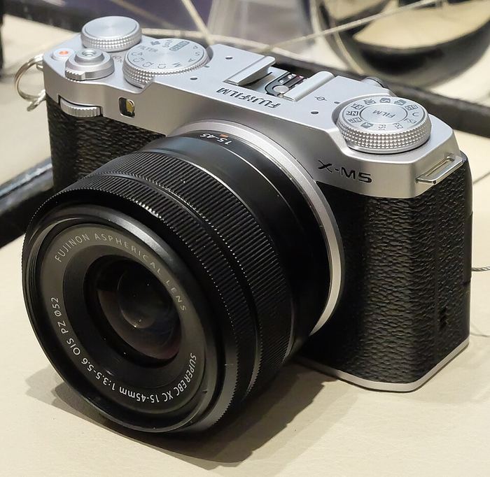 Fujifilm X-M5 + 15-45