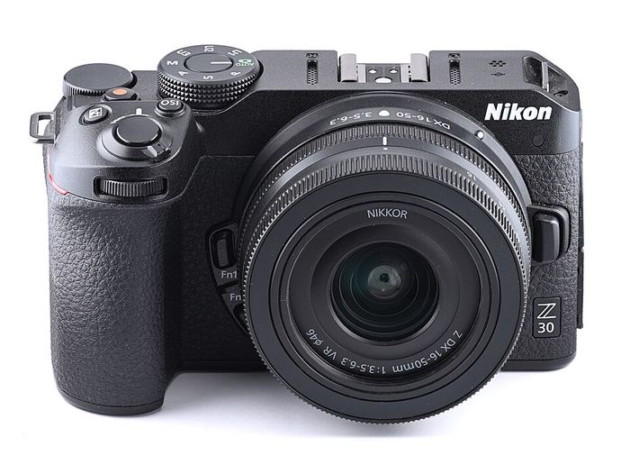Nikon Z30 + 16-50